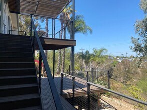 Building Photo - Beautiful Spacious Home in South Park with...