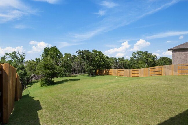 Building Photo - 2233 Bellisa Vis Dr