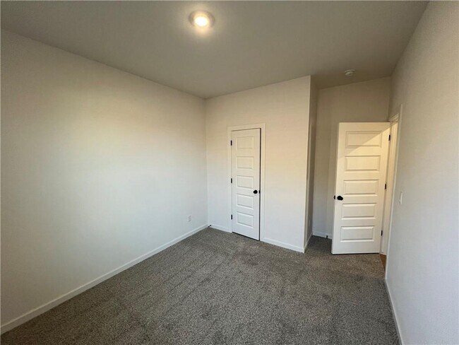 Building Photo - 7004 E Sugarloaf St