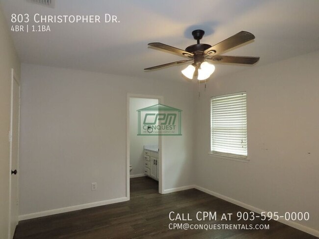 Building Photo - 803 Christopher St