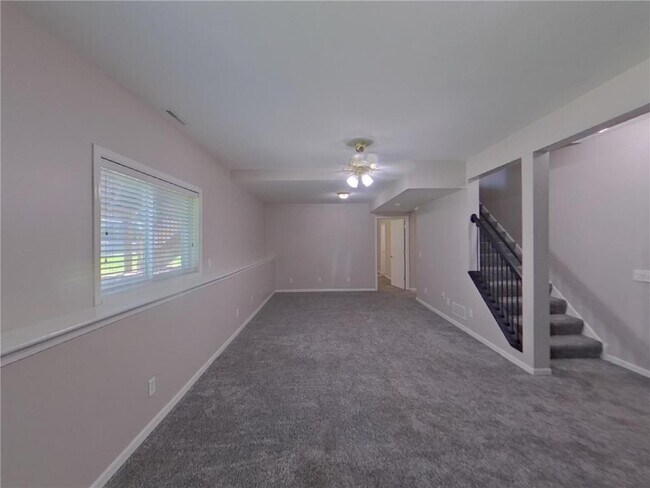 Building Photo - 13401 Nevada Ave