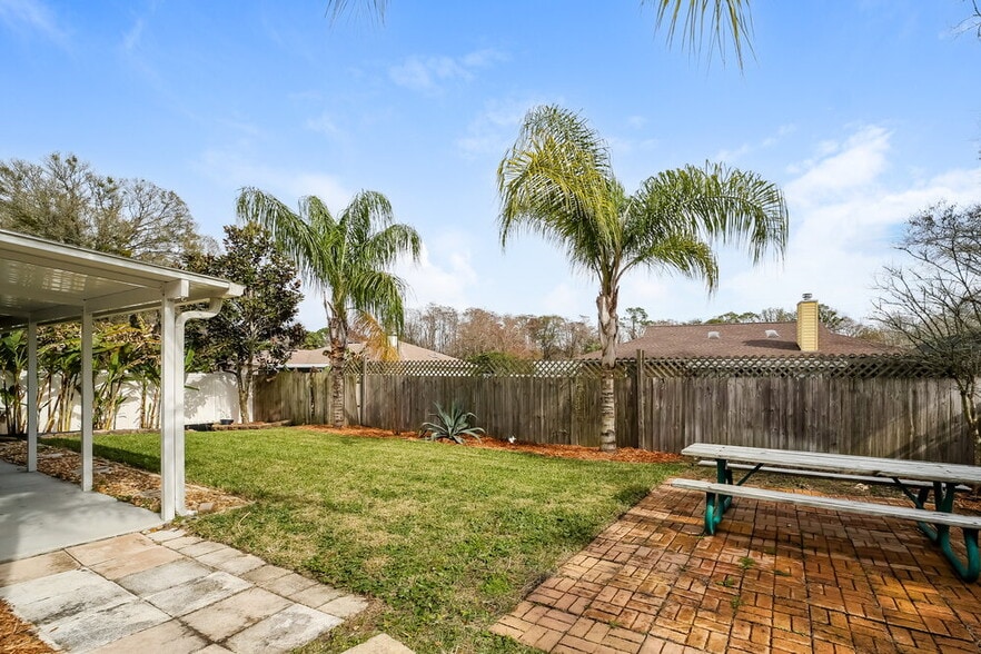 Building Photo - 116 River Cove Cir