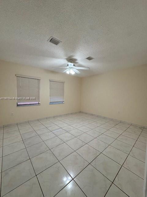 Building Photo - 5106 SW 138th Ave Cir