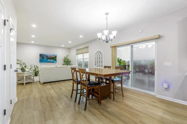 Building Photo - Beautifully updated lakeville 4 bedroom available for lease!