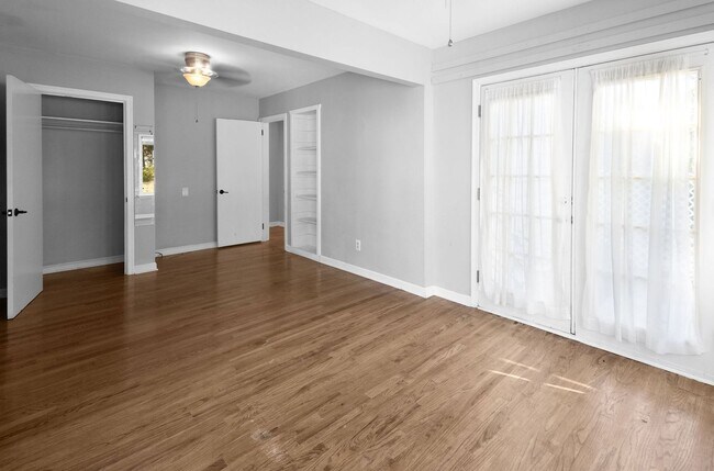 Building Photo - 3 Bed 1 Bath Home for Rent in Newport News