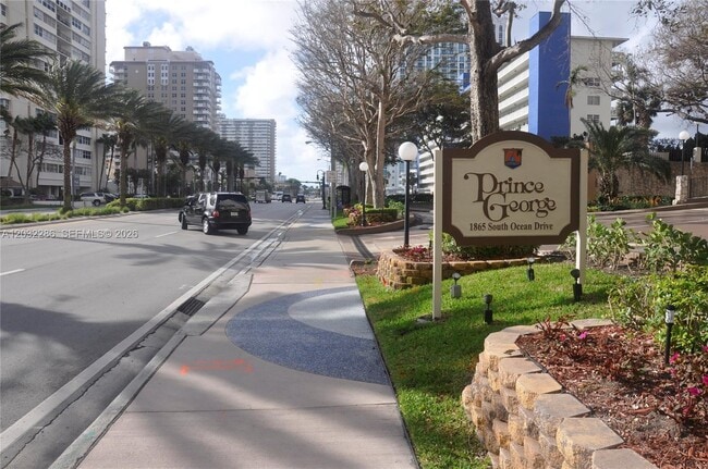 Building Photo - 1865 S Ocean Dr