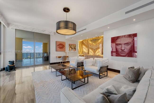 Building Photo - 17749 Collins Ave