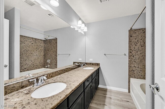 Building Photo - 10031 Alden Creek St