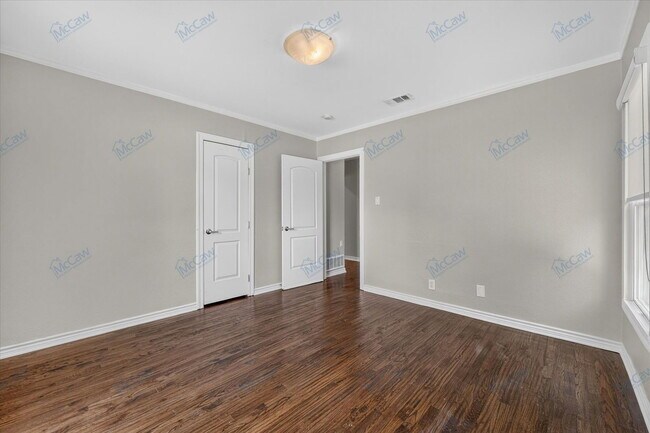 Building Photo - 4727 Wateka Dr