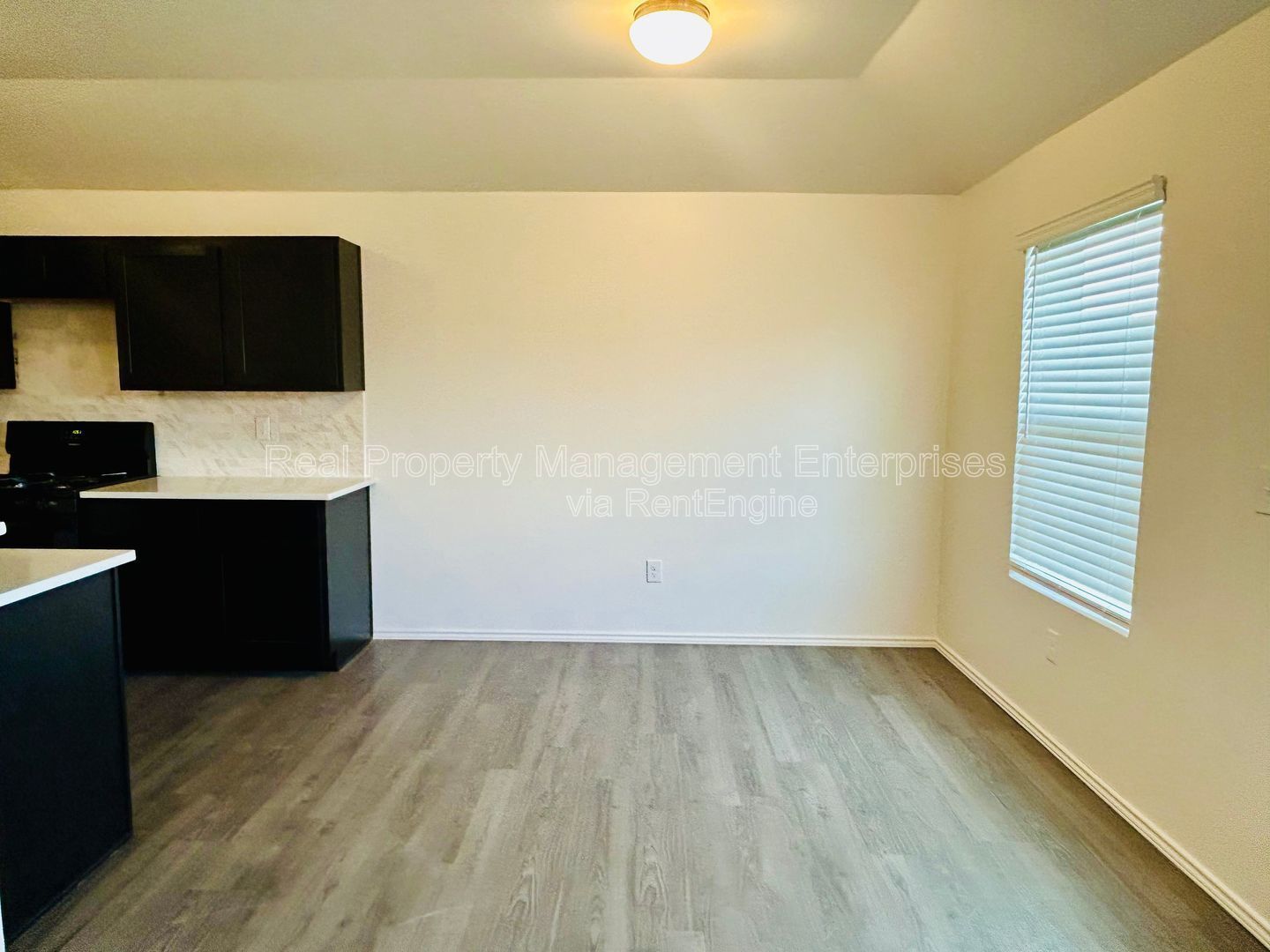 Building Photo - 11624 NW 96th St