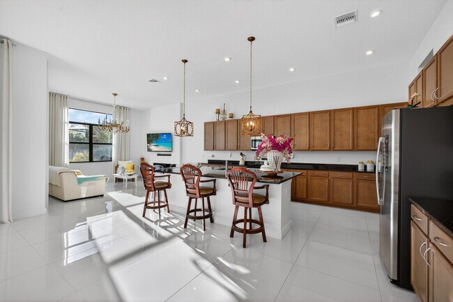 Building Photo - 11460 SW Pietra Wy