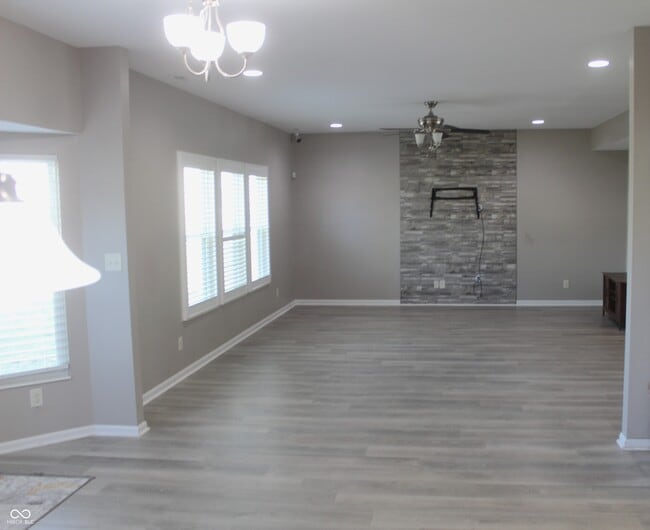 Building Photo - 2244 McGregor Ct