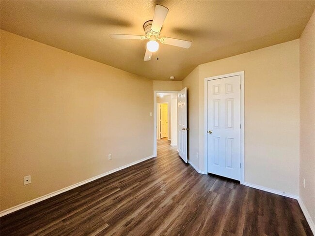 Building Photo - 1212 Sleepytime Trail