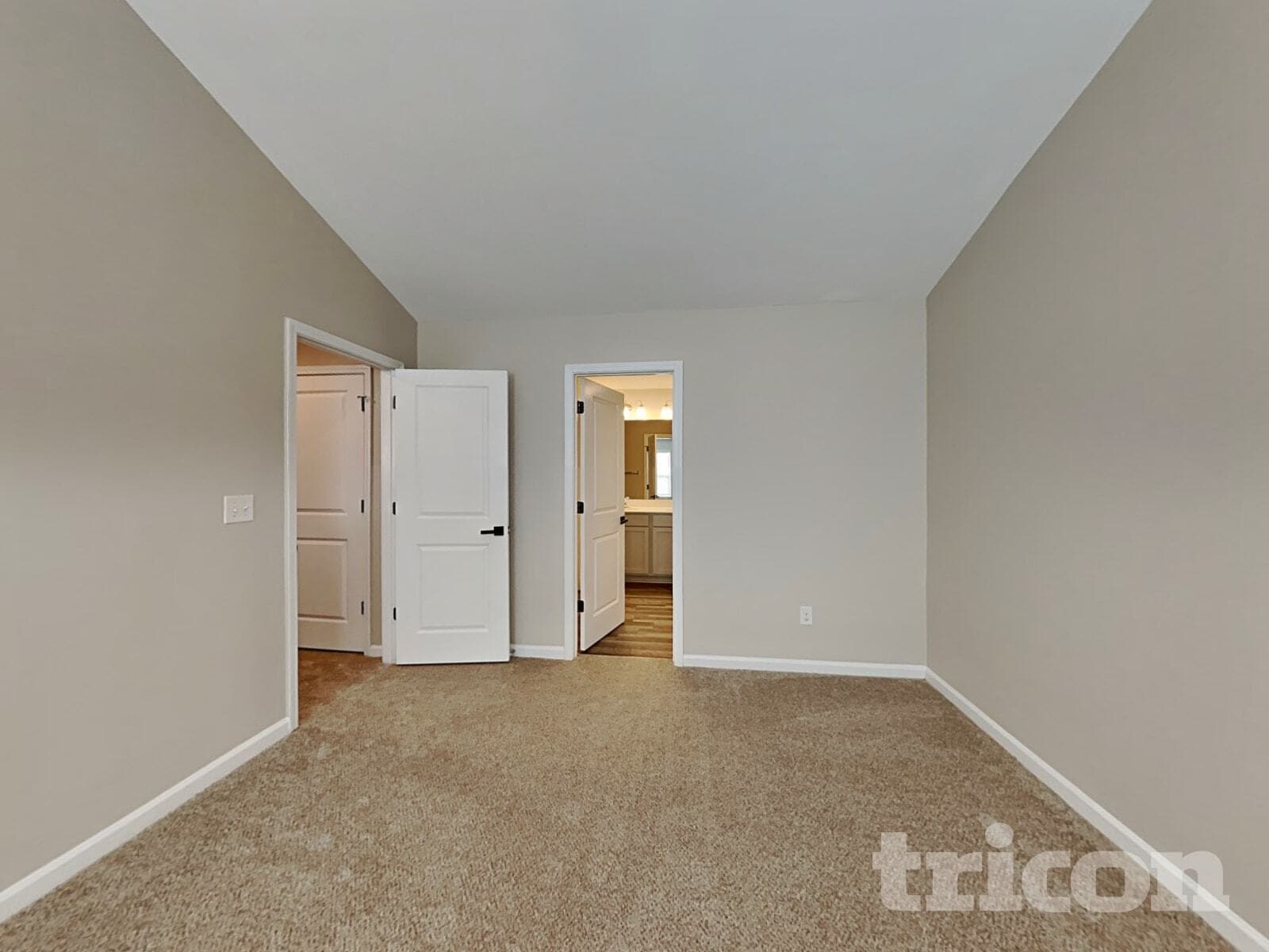 Building Photo - 271 Millen Dr