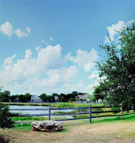Building Photo - 3815 Lagoona Dr