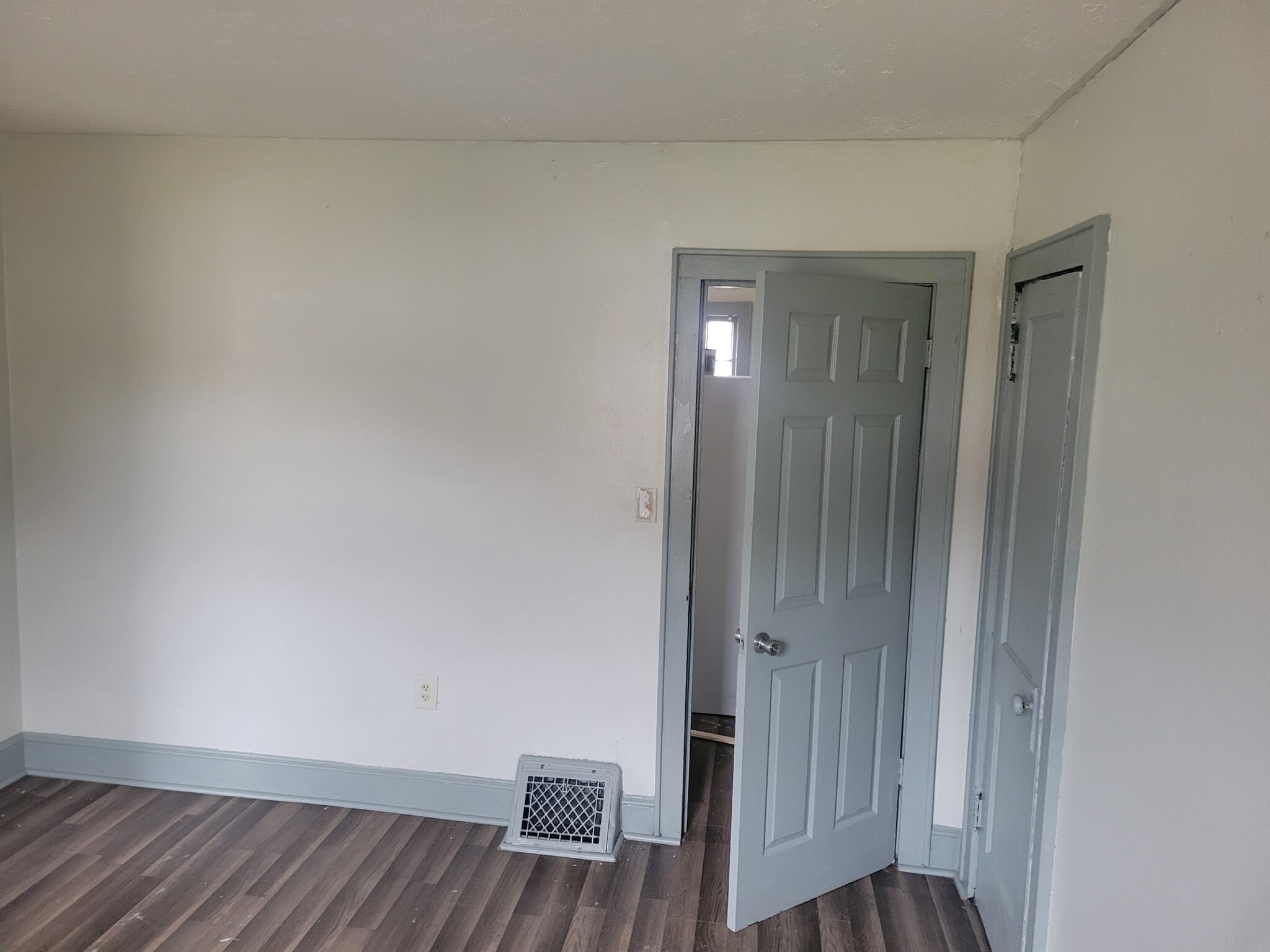 Building Photo - 200 E Prince St