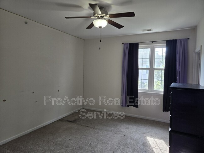 Building Photo - 2424 Chancery Ln
