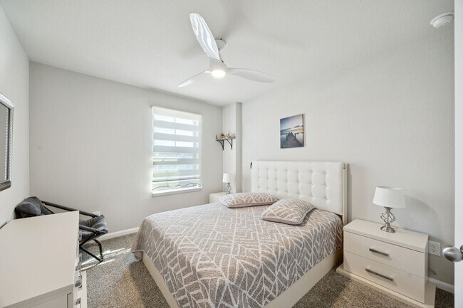 Building Photo - 21030 Albany Landing Ln