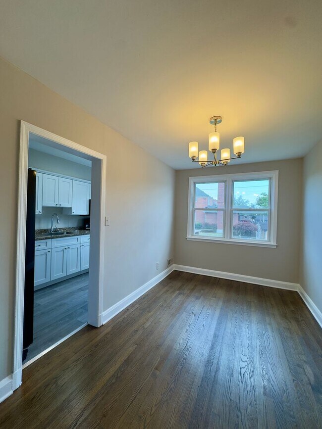 Building Photo - Charming 2 Bedroom/1 Bathroom Townhome in Essex, Baltimore, MD!