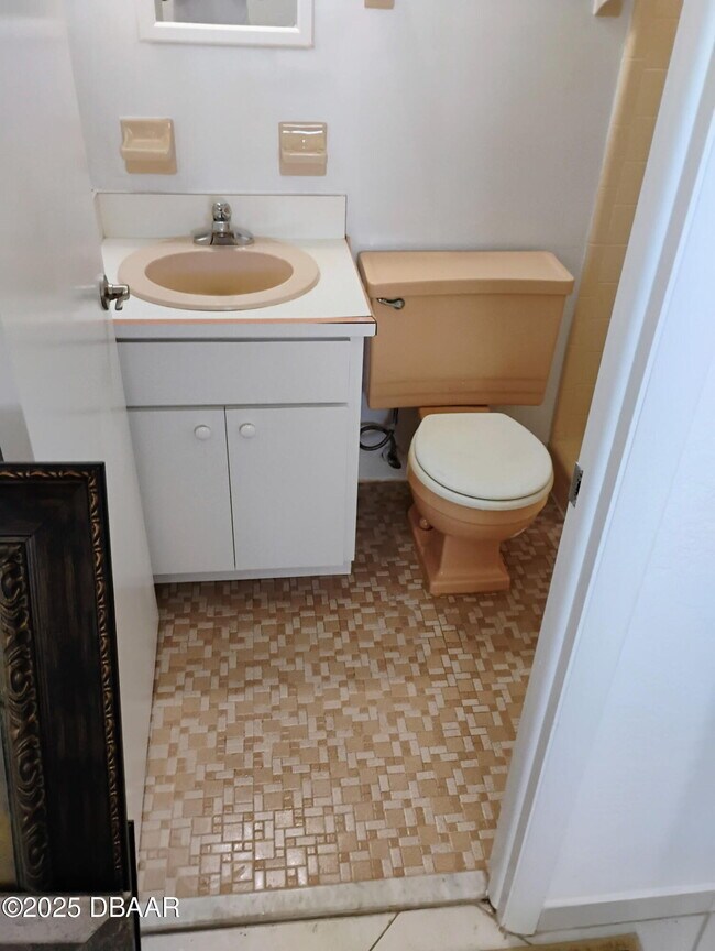 Building Photo - 2727 N Atlantic Ave