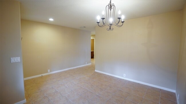 Building Photo - 16526 Bristle Creek Dr