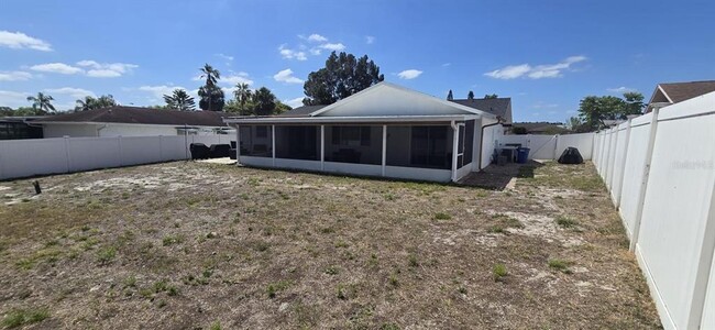 Building Photo - 7131 Vista Way