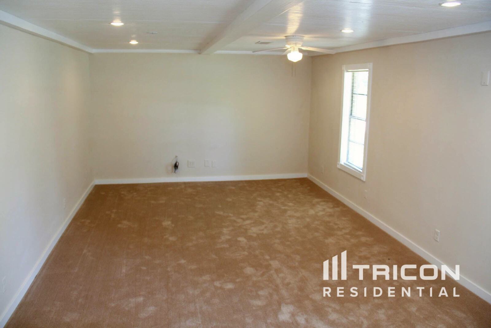 Building Photo - 3516 Estes Park Dr SW