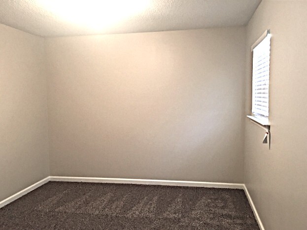 Building Photo - 53 Dunnoman Dr