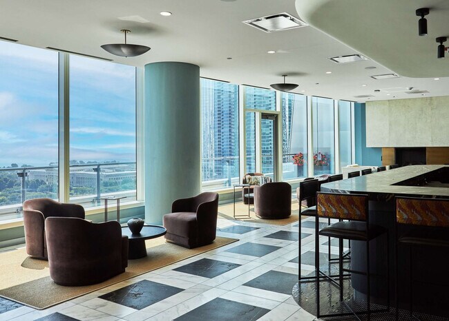 Building Photo - 1000 S Michigan Ave