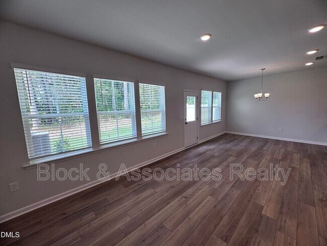 Building Photo - 205 Broomside Ave
