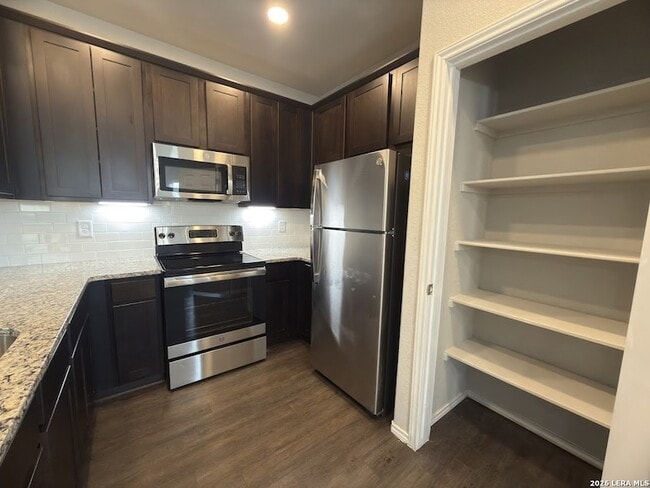 Building Photo - 5611 Rio Cyn