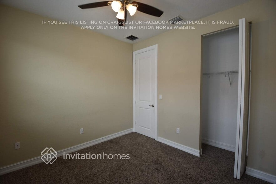 Building Photo - 11671 SW 13th Ct