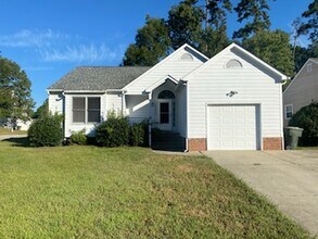 Building Photo - 4810 Heritage Woods Ct