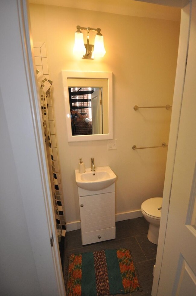 Building Photo - South End Area of Boston, In-Unit Washer a...