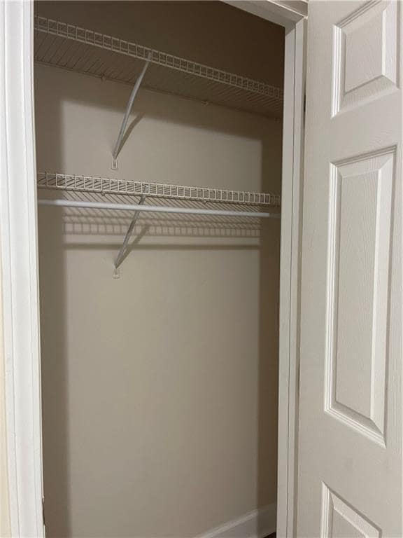 Building Photo - 106 Red Bud Ct