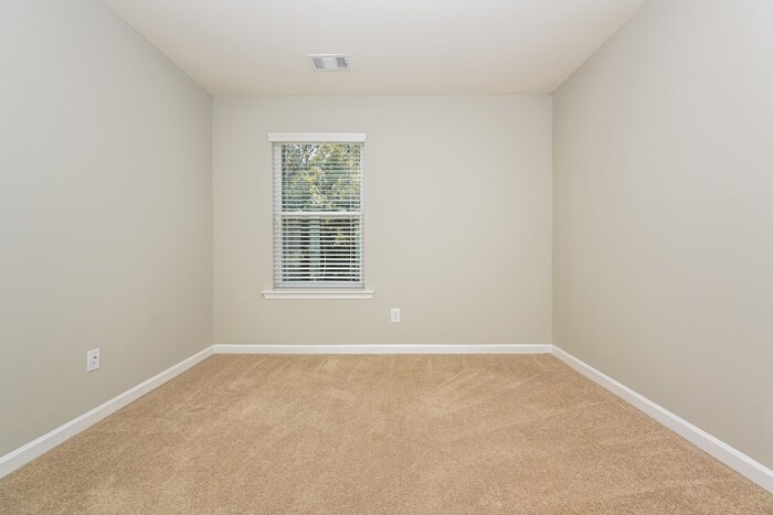 Building Photo - 2915 Emme Ct