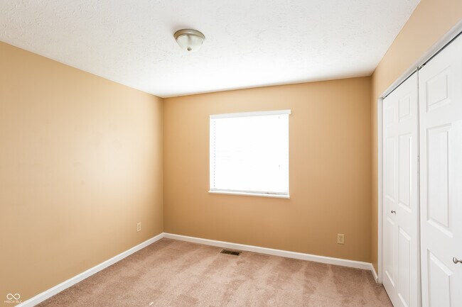 Building Photo - 5934 Parterra Dr