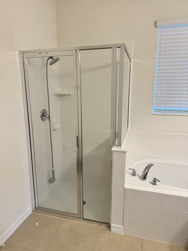 Building Photo - 12093 Stone Bark Trail