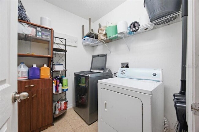 Building Photo - 2414 Addison Creek Dr