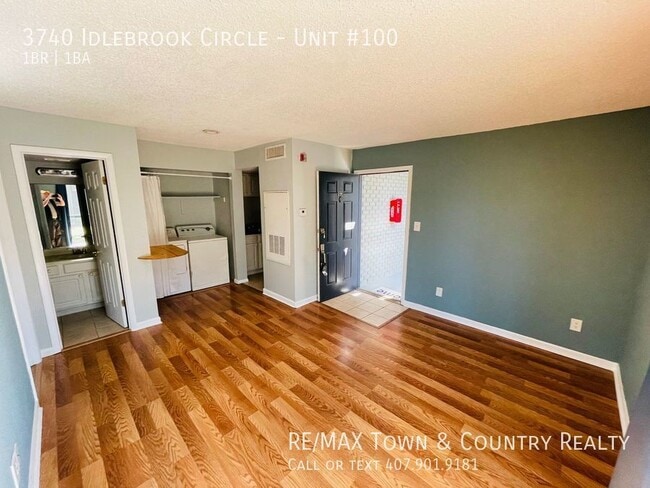 Building Photo - 3740 Idlebrook Cir