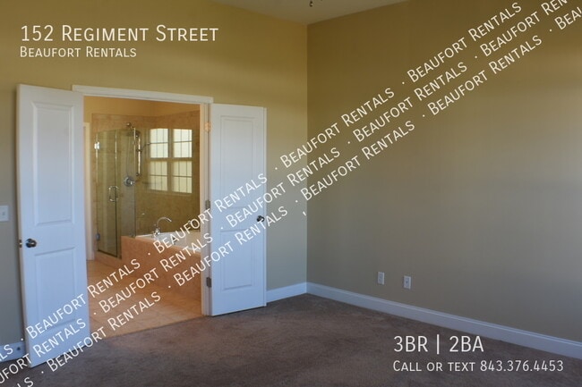 Building Photo - Hearthstone Lakes