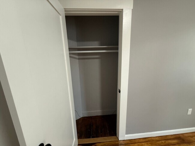 Building Photo - 35har