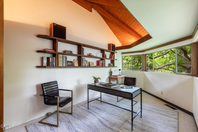 Building Photo - 4254 Chevy Chase Dr