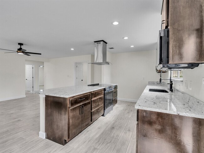 Building Photo - 4835 County Rd 380