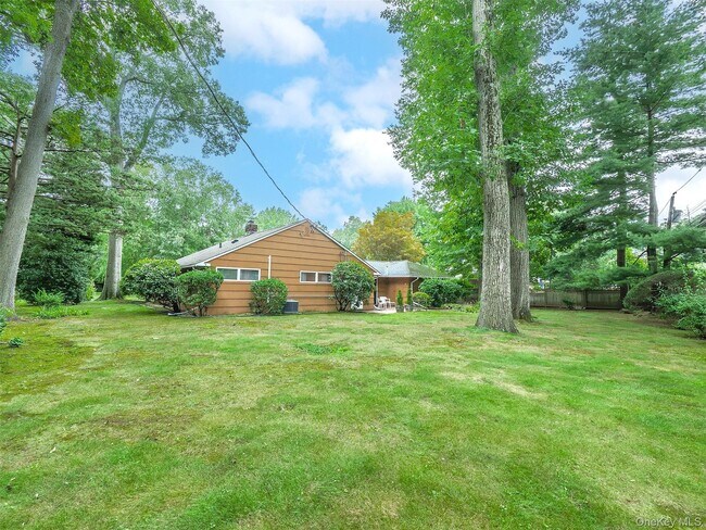 Building Photo - 7 Appletree Ln