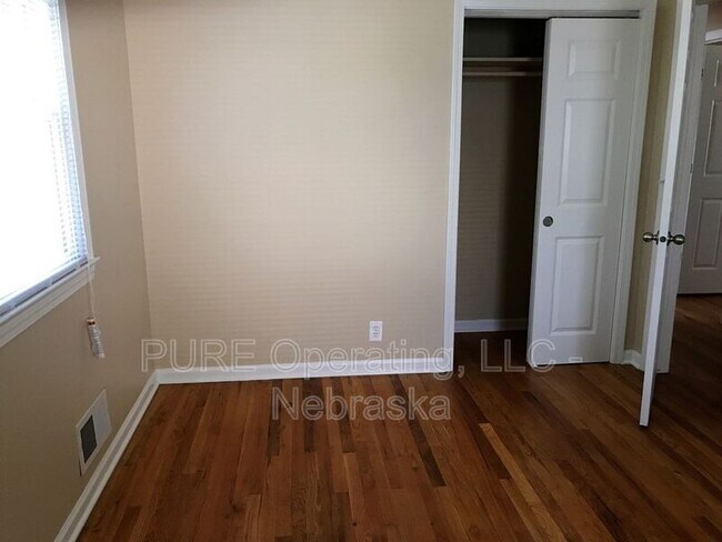Building Photo - 3341 S 89th St