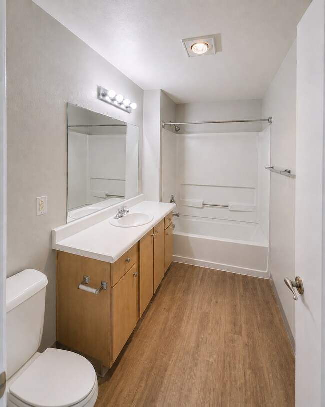 Building Photo - FREE August Rent! Spacious 1-Bedroom with Vaulted Ceilings & In-Unit Laundry!