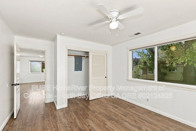 Building Photo - 83 Zinfandel Ln