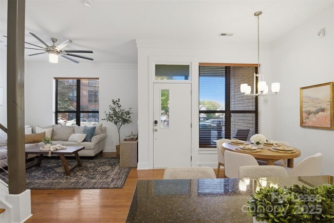 Building Photo - 3254 Noda Blvd