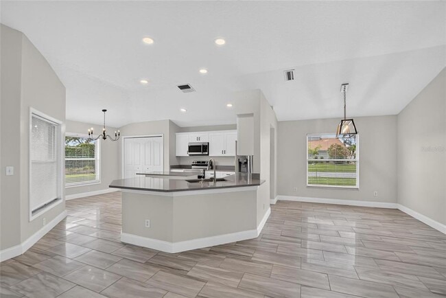 Building Photo - 1434 Hatcher Loop Dr